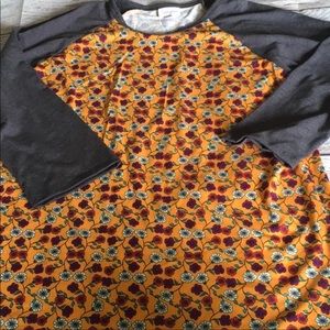 Lularoe Randy 3-4 sleeve floral top